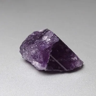 Scapolit lila Naturkristall 39,8g, Afghanistan