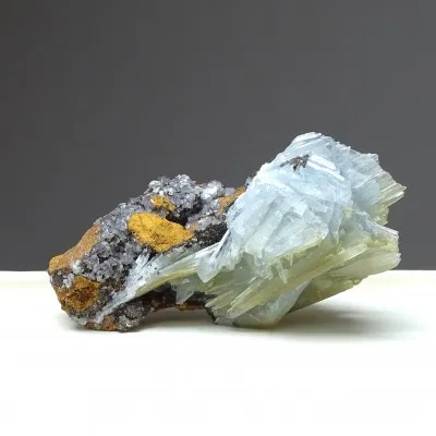 Baryt modrý přírodní minerál v hornině 344g, Maroko