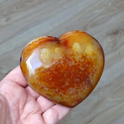Polished carnelian - heart 328g, Madagascar