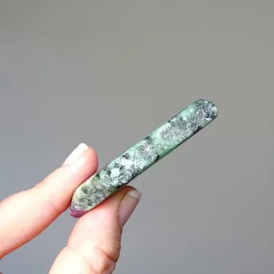 Ruby in zoisite polished plate 52g, Tanzania
