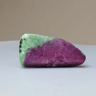 Ruby in zoisite polished plate 32g, Tanzania