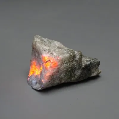 Tugtupit rare mineral 31g, fluorescence under UV, Greenland