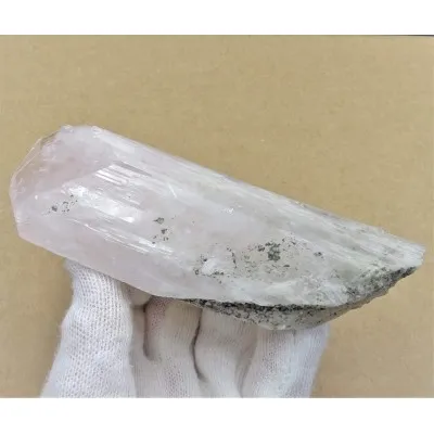 Danburite - 217 g,...