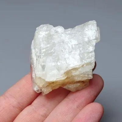 Petalit přírodní minerál 62,9g, Brazílie | Sběratelský kámen