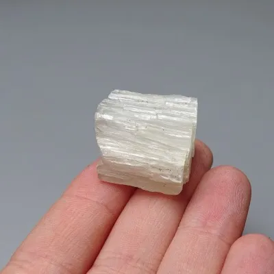 Petalite natural mineral 15.6g, Brazil | Collector's stone