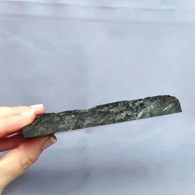 Nuummit natürliches Mineral 215g, Grönland | Minerals-stones