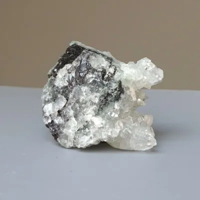 Apophyllite druse 53g, India