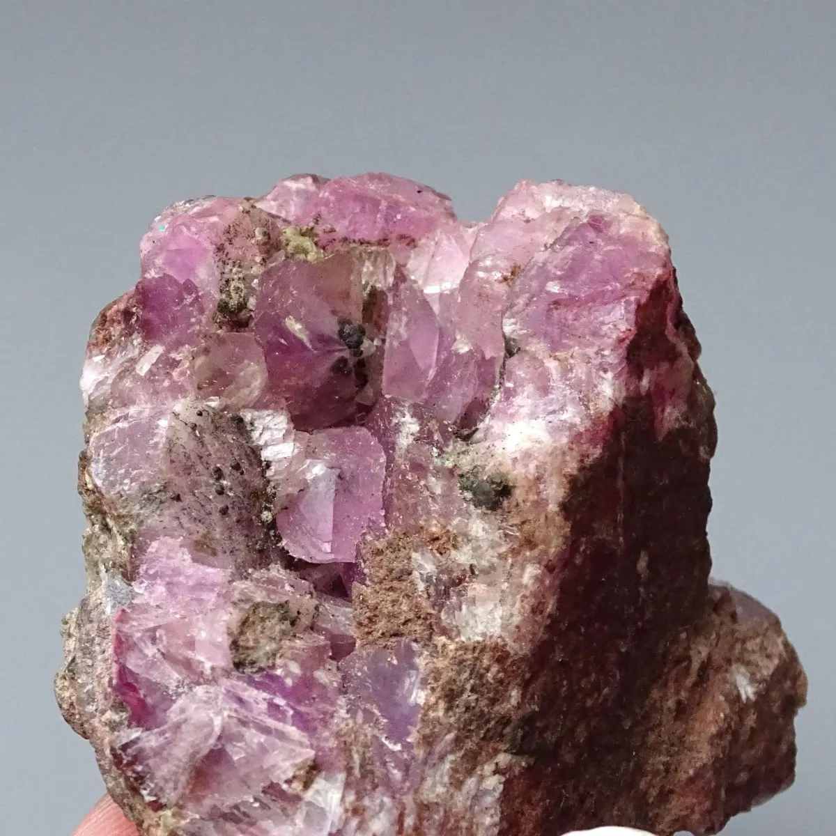 Kobaltokalcit s horninou 132g, Kongo