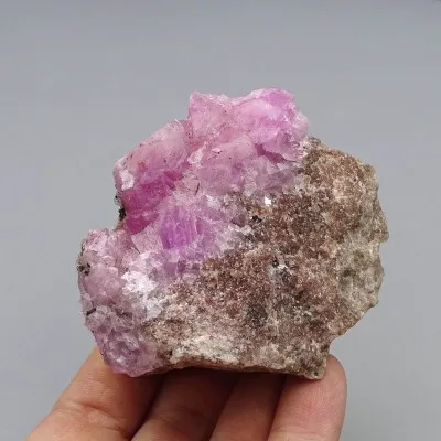 Kobaltokalcit s horninou 132g, Kongo