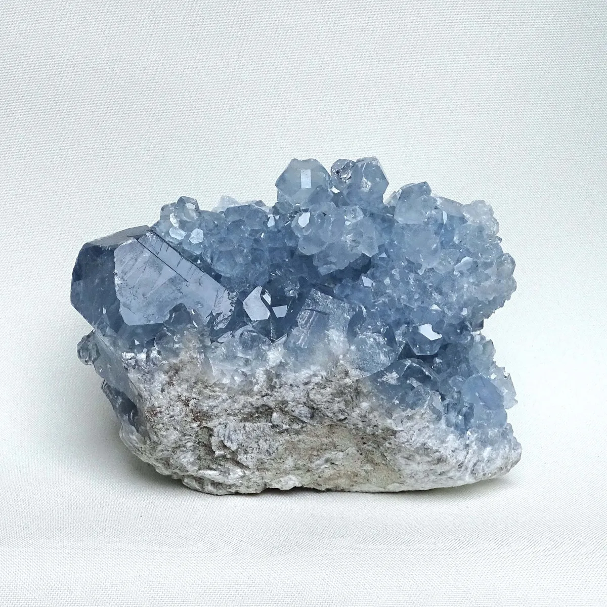 Celestine Druze 824g, Madagascar | Minerals-Stones®