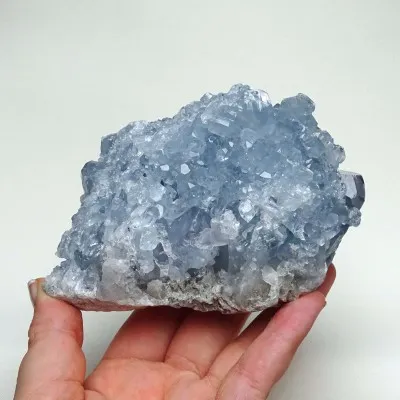 Celestýn drúza 824g, Madagaskar | Minerals-Stones®