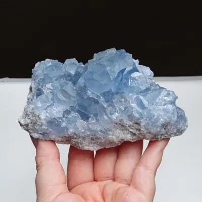 Celestýn drúza 628g, Madagaskar | Minerals-Stones®