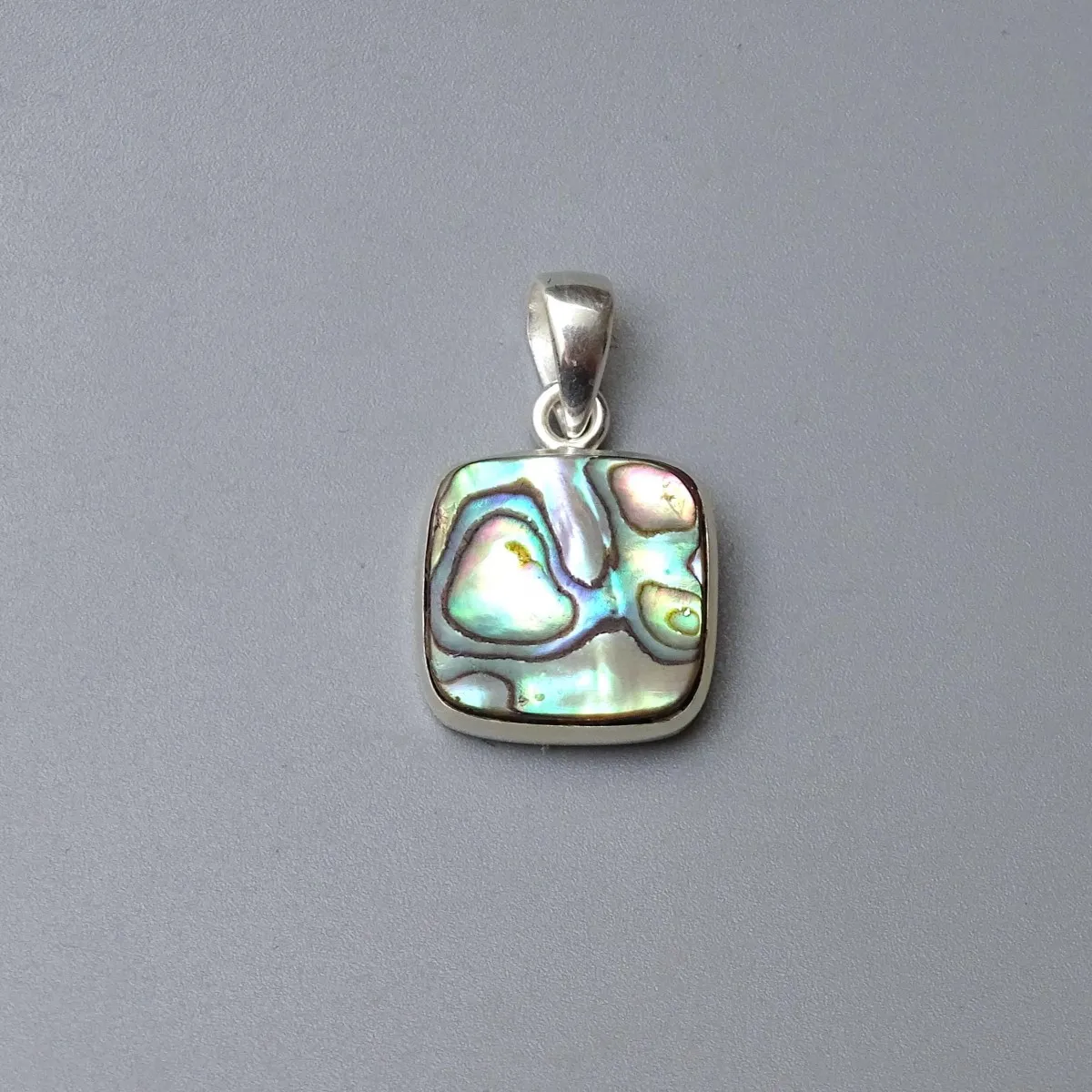 Anhänger aus Abalone/Paua-Muschel 3,8g, Neuseeland