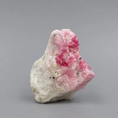 Tugtupit vzácný minerál 25,7g, fluorescence pod UV, Grónsko