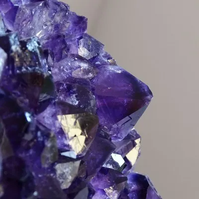 Amethyst-Druse 3011g, Uruguay | MINERALS-STONES®