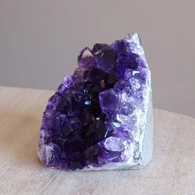 Ametyst přírodní drúza 227g, Uruguay | MINERALS-STONES®