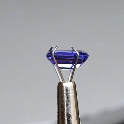 Tansanit Investition Edelsteinschliff 3,04ct, Zertifikat, Tansania