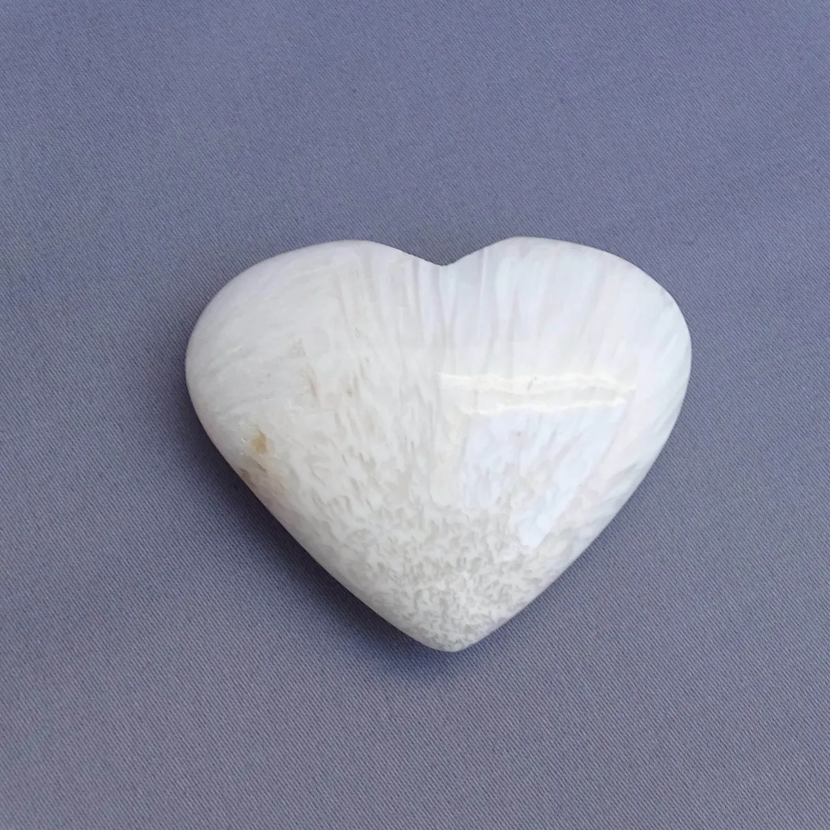 Polierter Scolecit, 56 g, Indien | Minerals-Stones®