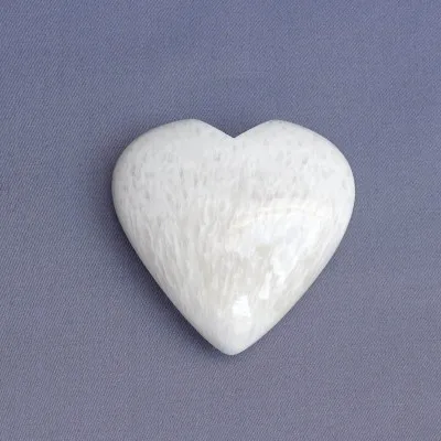 Scolecite polished 67g, India | Minerals-Stones®