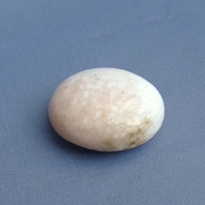 Polierter Scolecit 53g, Indien | Minerals-Stones®