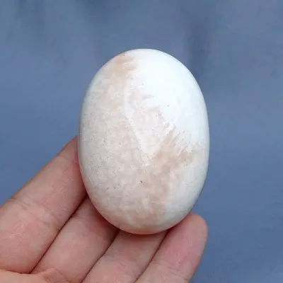 Skolecit leštěný 82g, Indie | Minerals-Stones®