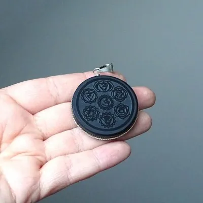 Obsidián šamanský amulet - přívěšek, Mexiko (symbol čaker)
