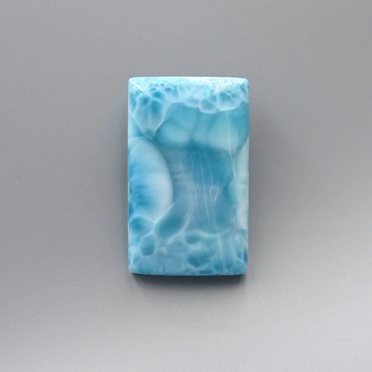 Larimar natürlich polierter Cabochon 58,4g, Dominikanische Republik