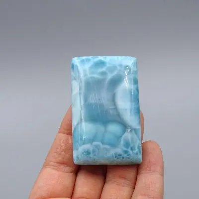 Larimar přírodní leštěný kabošon 58,4g, Dominikánská republika