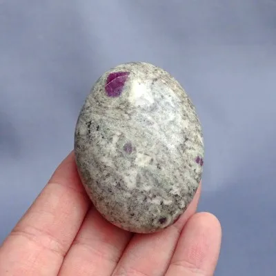 Ruby in albite polished 77g, India MINERALS-STONES®