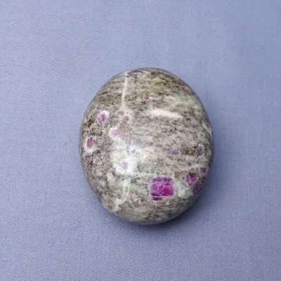 Ruby in albite polished 133g, India MINERALS-STONES®