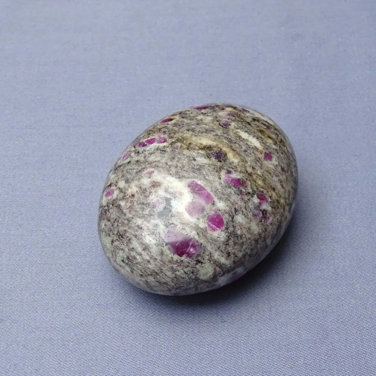 Ruby in albite polished 124g, India MINERALS-STONES®