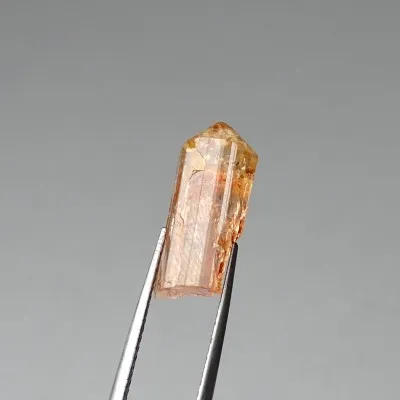 Topaz imperial natural crystal 2.5g, Brazil | MINERALS-STONES®