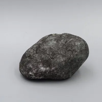 Natürlicher Jadeit-Felsbrocken, 310 g, Burma (Myanmar)
