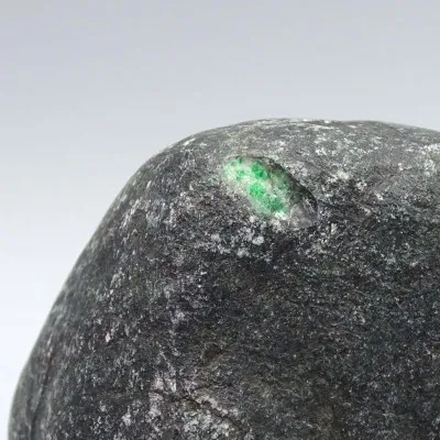 Jadeit přírodní valoun 288g, Barma (Myanmar) | MINERALS-STONES®