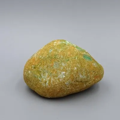 Natürlicher Jadeit-Felsbrocken 437g, Burma (Myanmar)