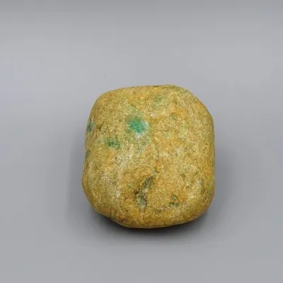 Natürlicher Jadeit-Felsbrocken 458g, Burma (Myanmar)