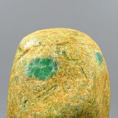 Natürlicher Jadeit-Felsbrocken 679g, Burma (Myanmar)