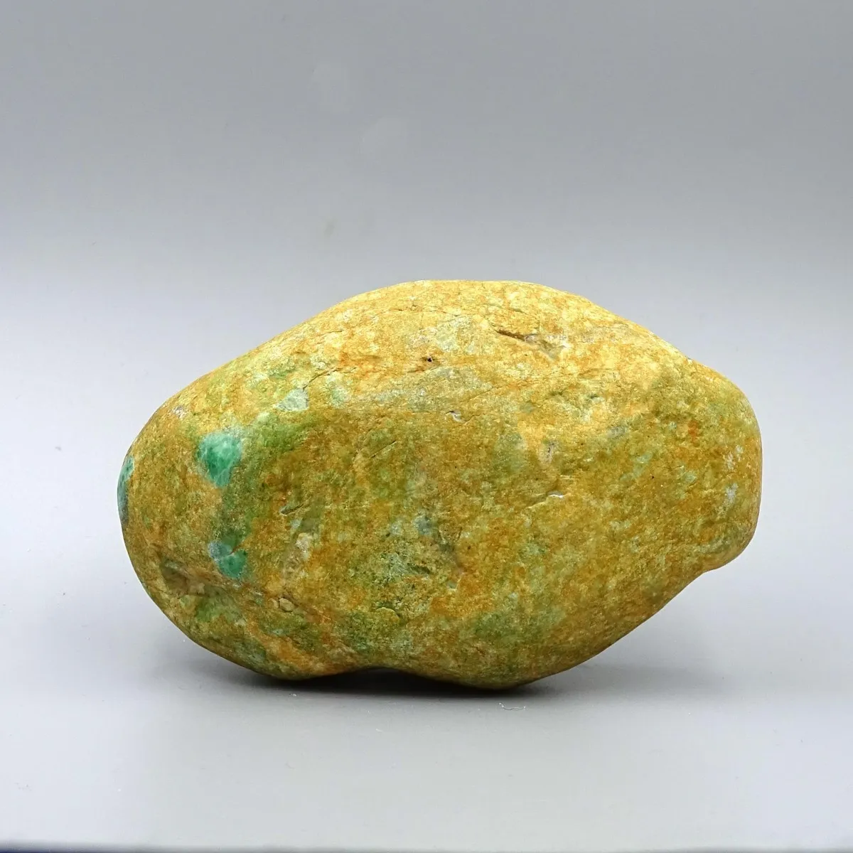Jadeit přírodní valoun 968g, Barma (Myanmar) | MINERALS-STONES®