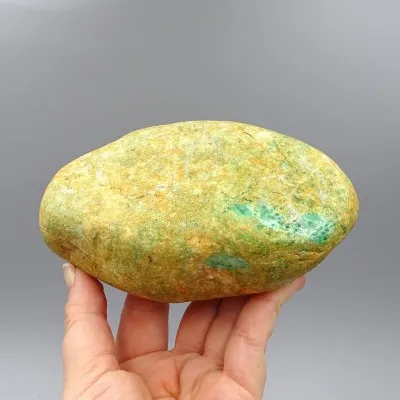 Jadeite natural boulder 968g, Burma (Myanmar) | MINERALS-STONES®