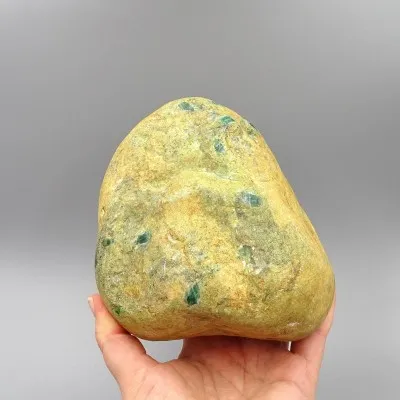 Jadeit přírodní valoun 2360g, Barma (Myanmar) | MINERALS-STONES®