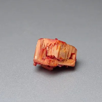 Vanadinit-Naturmineral – Kristalle 29,7g, Marokko
