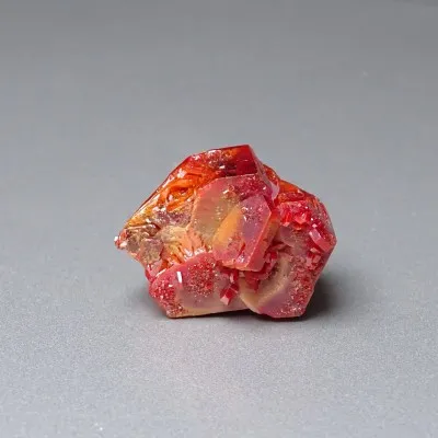 Vanadinit přírodní minerál - krystaly 29,7g, Maroko | MINERALS-STONES®