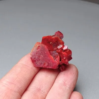 Vanadinite natural mineral - crystals 30,8g, Morocco