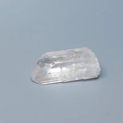 Danburit Naturkristall 13,1g, Mexiko | MINERALS-STONES®