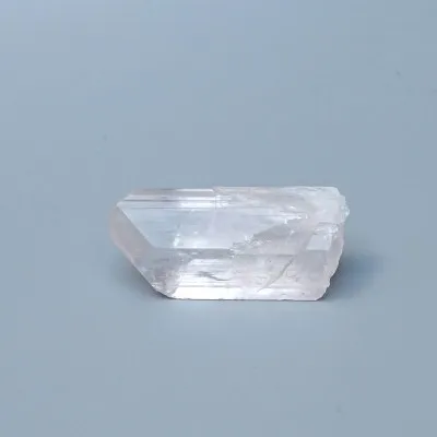 Danburit Naturkristall 13,1g, Mexiko | MINERALS-STONES®