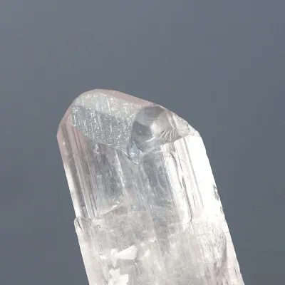 Danburite natural crystal 13.1g, Mexico | MINERALS-STONES®