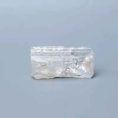 Danburit Naturkristall 13,6g, Mexiko | MINERALS-STONES®