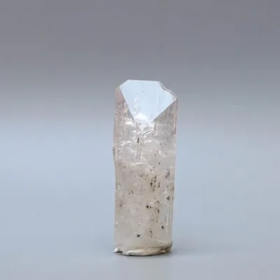 Danburit přírodní krystal 10,5g, Mexiko | MINERALS-STONES®