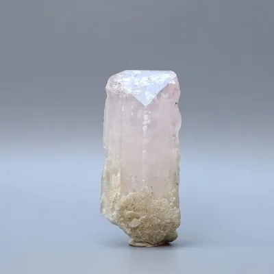 Danburit přírodní krystal 54g, Mexiko | MINERALS-STONES®
