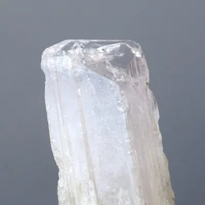 Danburit přírodní krystal 54g, Mexiko | MINERALS-STONES®